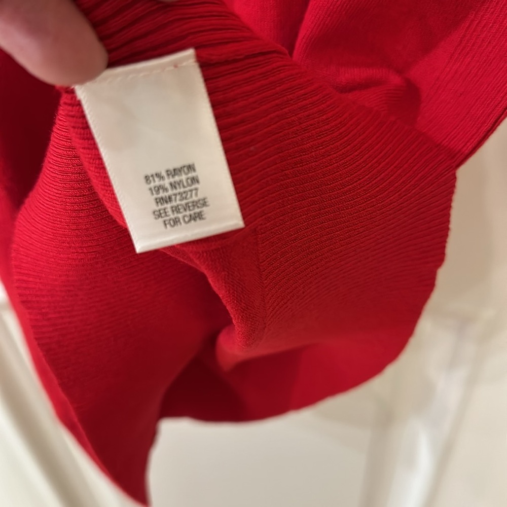 Red Sweater NWT - Picture 6 of 6